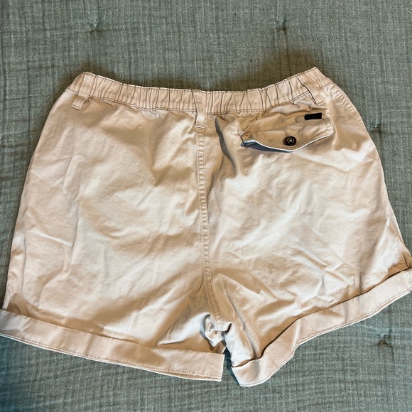Chubbies Men’s Beige Cargo Shorts - Picture 2 of 2